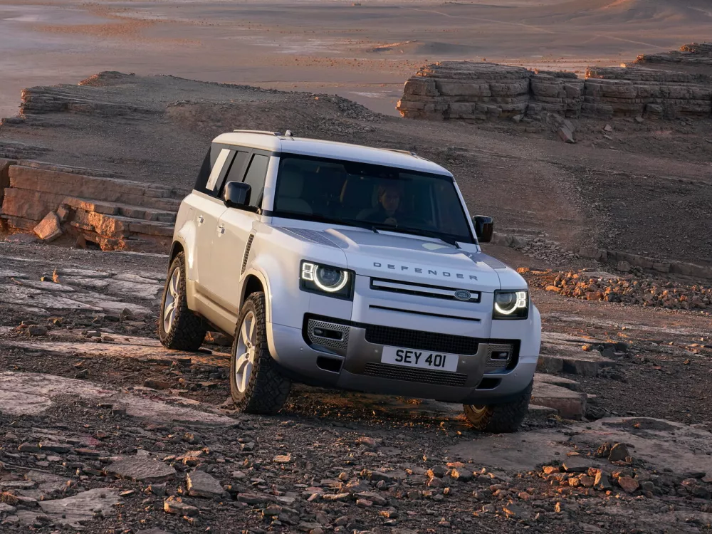 Автомобиль Land Rover Defender II Внедорожник (5 дверей) 130