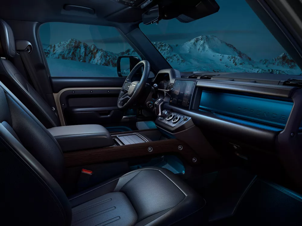 Автомобиль Land Rover Defender II Внедорожник (5 дверей) 130