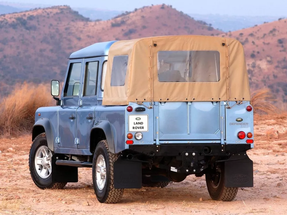 Автомобиль Land Rover Defender I Пикап Двойная кабина