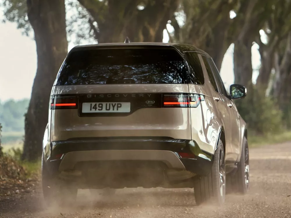 Автомобиль Land Rover Discovery V Рестайлинг Внедорожник (5 дверей)