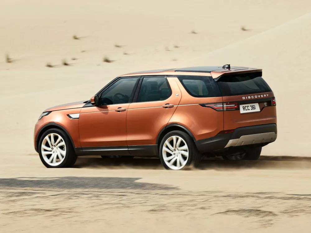 Автомобиль Land Rover Discovery V Внедорожник (5 дверей)