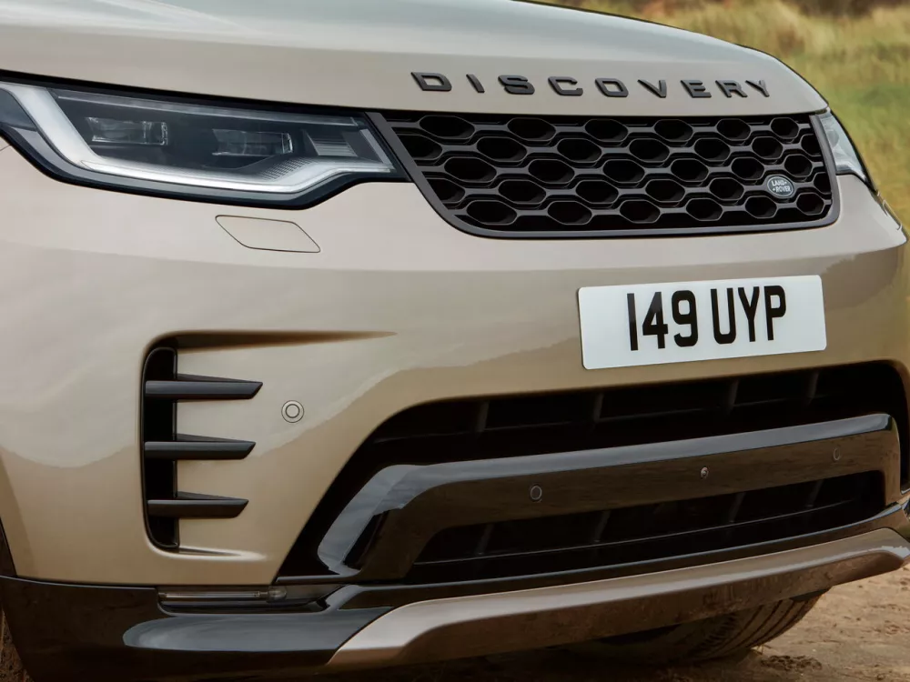 Автомобиль Land Rover Discovery V Рестайлинг Внедорожник (5 дверей)
