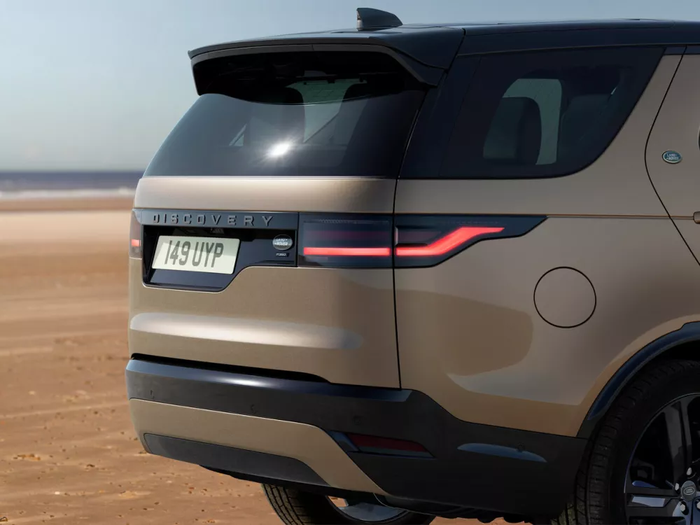 Автомобиль Land Rover Discovery V Рестайлинг Внедорожник (5 дверей)