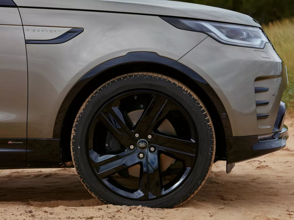 Автомобиль Land Rover Discovery V Рестайлинг Внедорожник (5 дверей)
