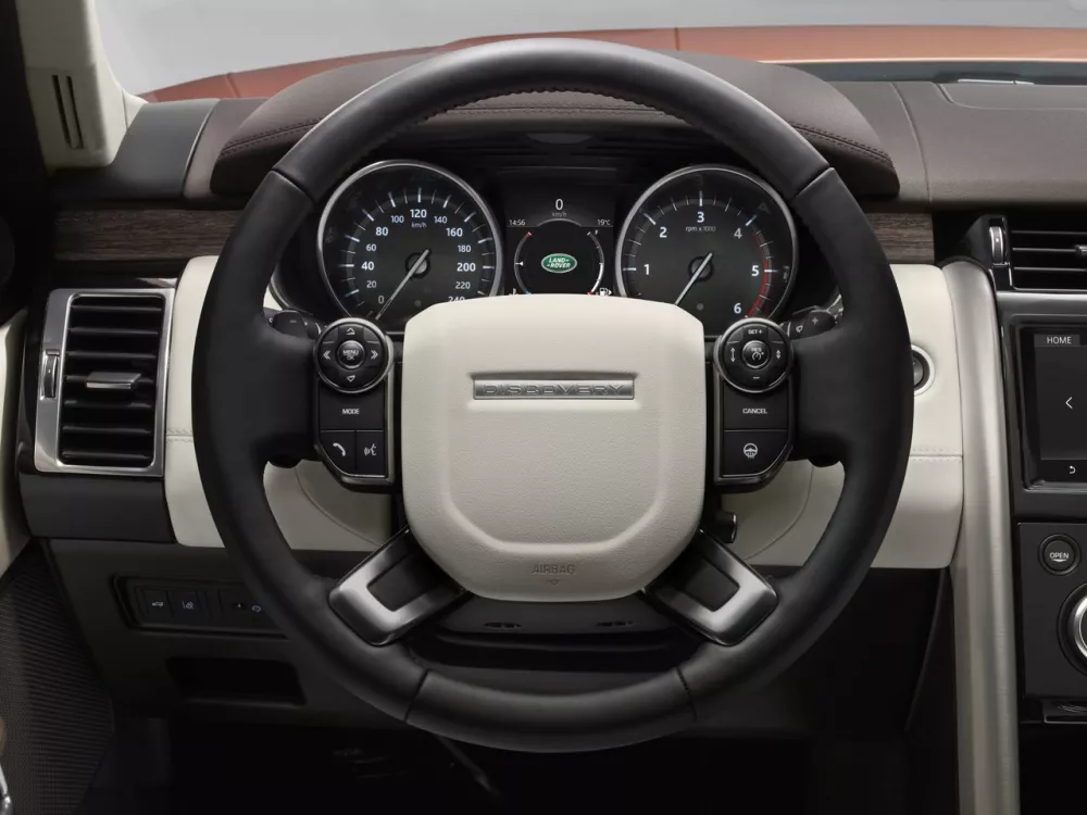 Автомобиль Land Rover Discovery V Внедорожник (5 дверей)