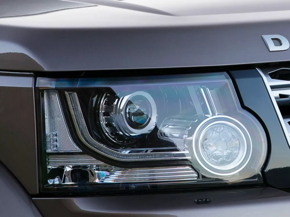 Автомобиль Land Rover Discovery IV Рестайлинг Внедорожник (5 дверей)