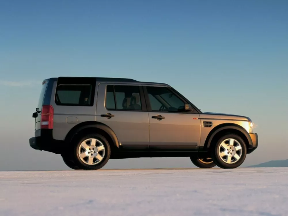 Автомобиль Land Rover Discovery III Внедорожник (5 дверей)