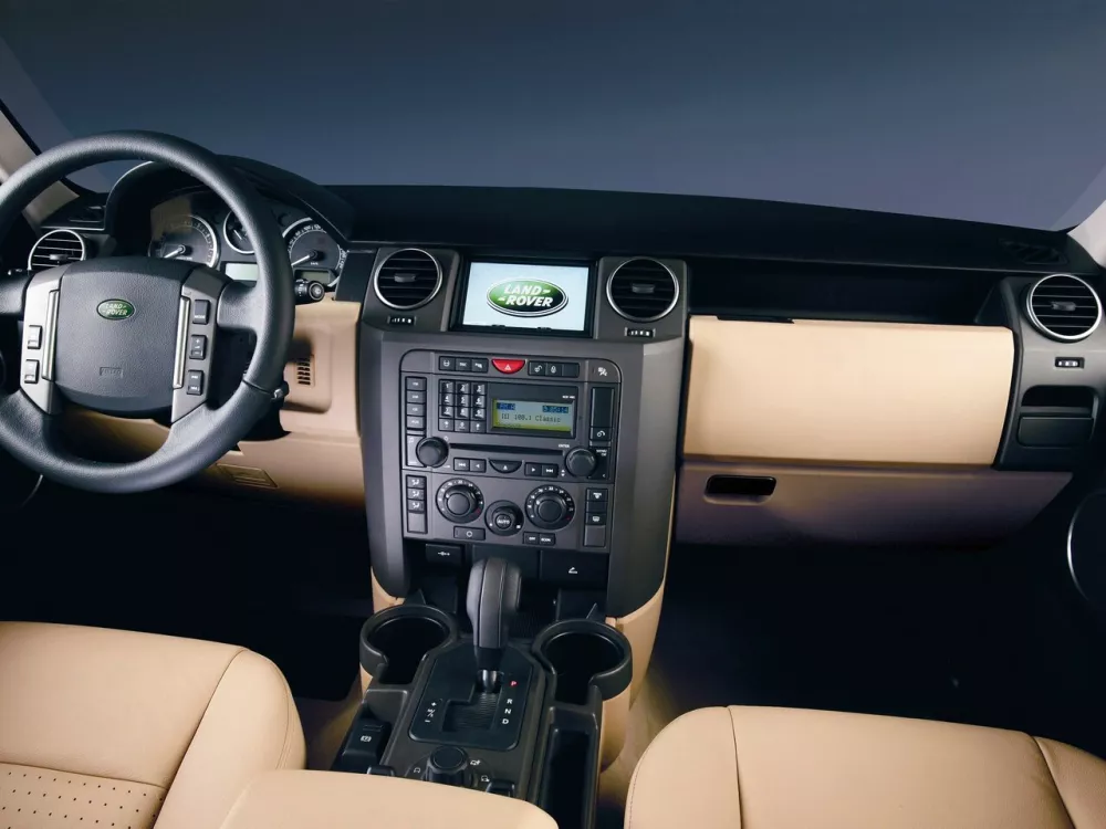 Автомобиль Land Rover Discovery III Внедорожник (5 дверей)