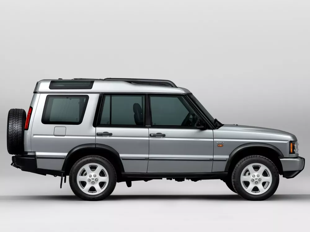 Автомобиль Land Rover Discovery II Внедорожник (5 дверей)