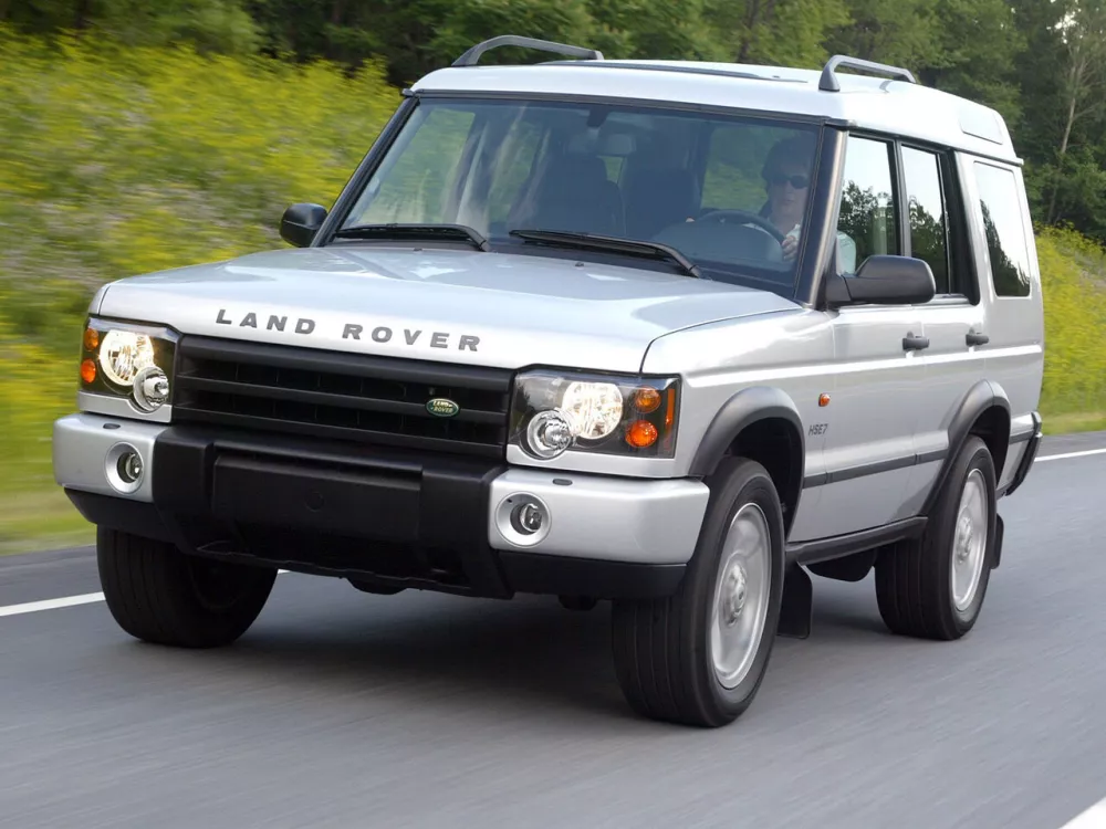 Автомобиль Land Rover Discovery II Внедорожник (5 дверей)