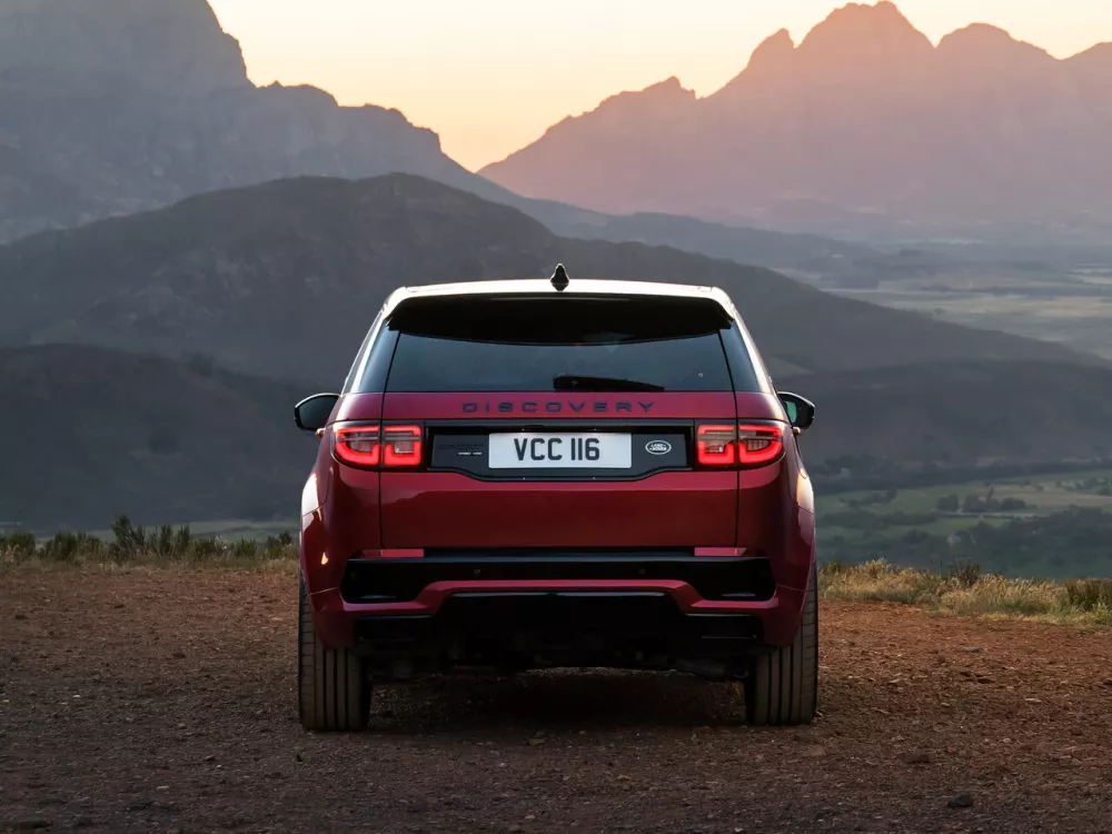 Автомобиль Land Rover Discovery Sport I Рестайлинг Внедорожник (5 дверей)
