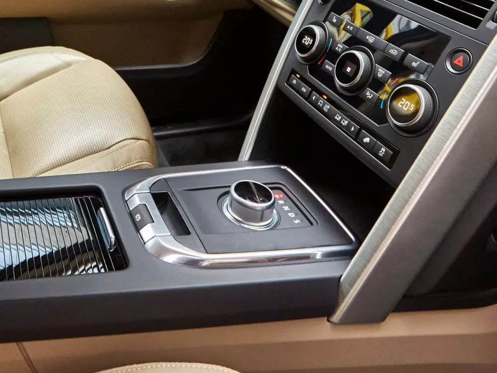 Автомобиль Land Rover Discovery Sport I Внедорожник (5 дверей)