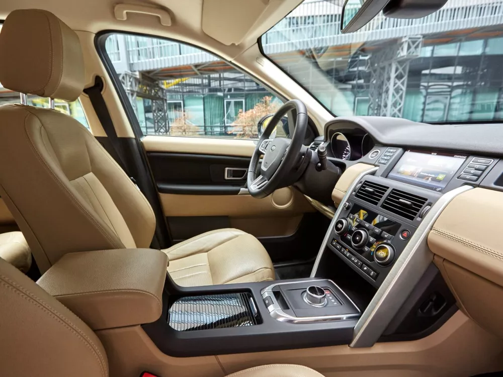 Автомобиль Land Rover Discovery Sport I Внедорожник (5 дверей)