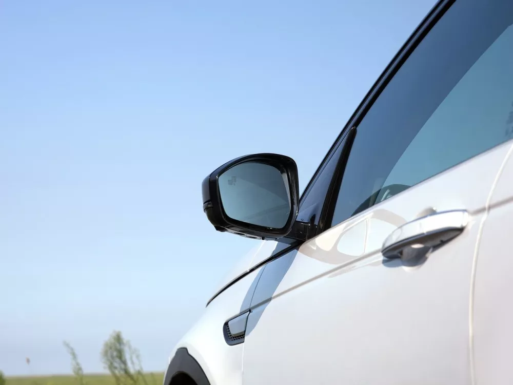 Автомобиль Land Rover Discovery Sport I Внедорожник (5 дверей)