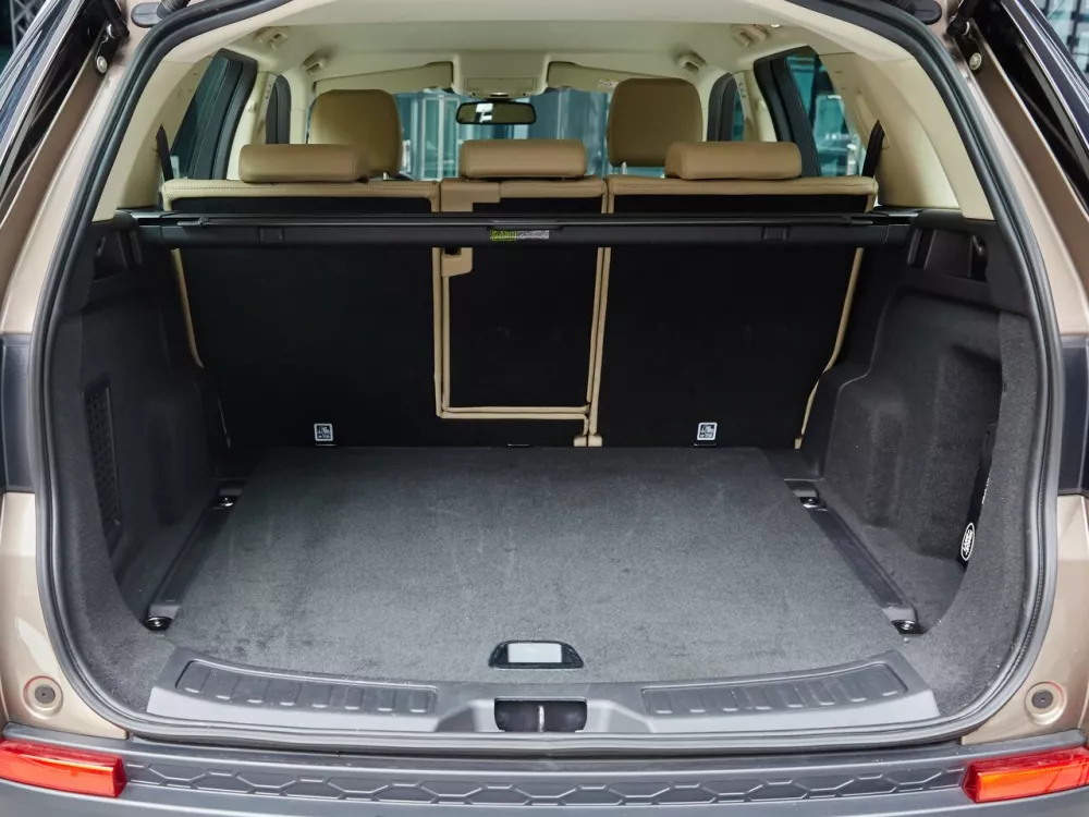 Автомобиль Land Rover Discovery Sport I Внедорожник (5 дверей)