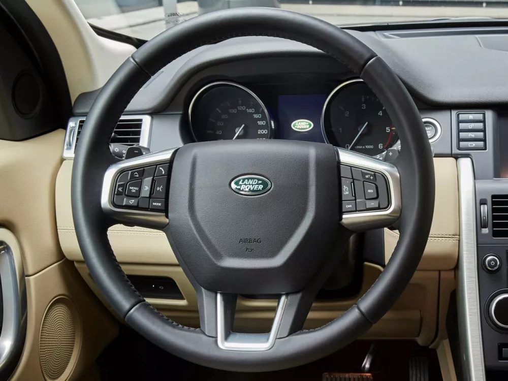 Автомобиль Land Rover Discovery Sport I Внедорожник (5 дверей)
