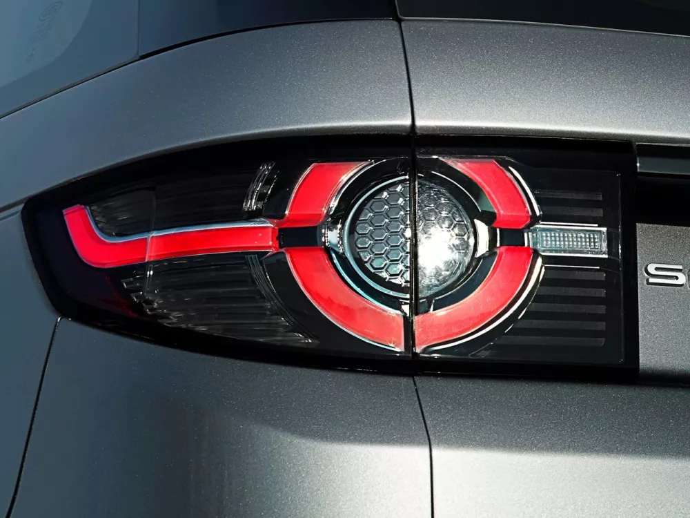 Автомобиль Land Rover Discovery Sport I Внедорожник (5 дверей)