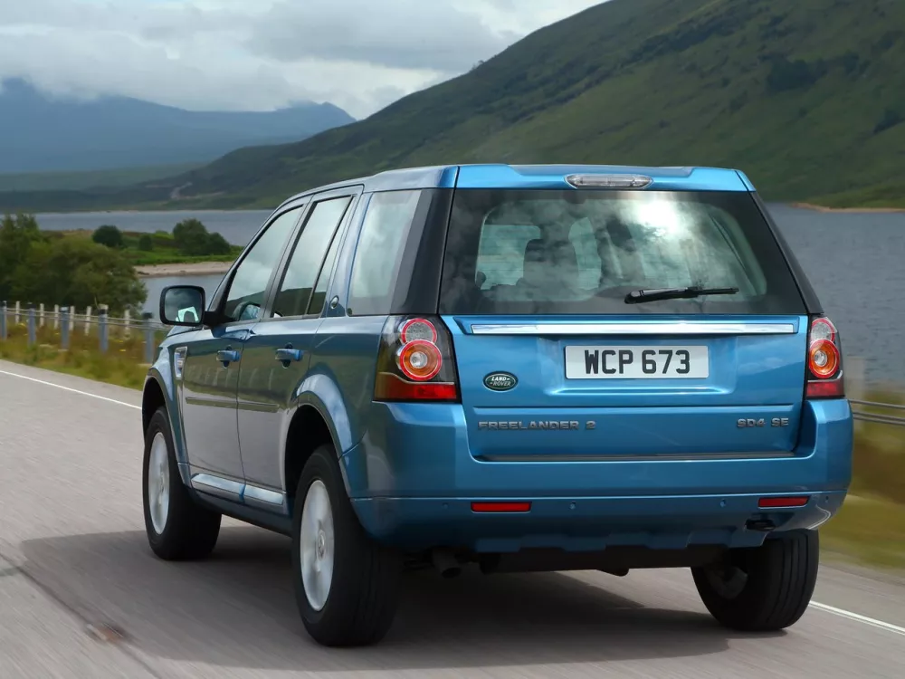 Автомобиль Land Rover Freelander II Рестайлинг 2 Внедорожник (5 дверей)