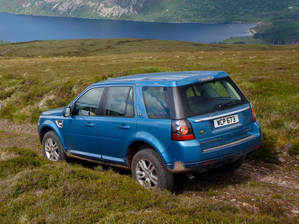 Автомобиль Land Rover Freelander II Рестайлинг 2 Внедорожник (5 дверей)