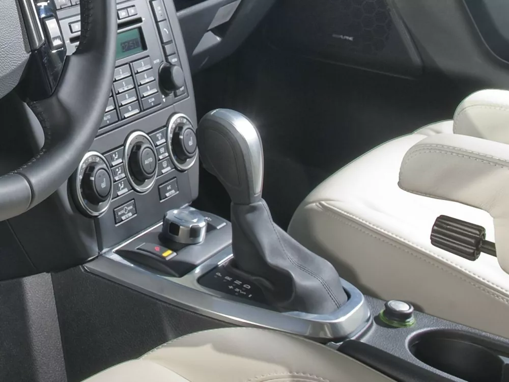 Автомобиль Land Rover Freelander II Рестайлинг Внедорожник (5 дверей)