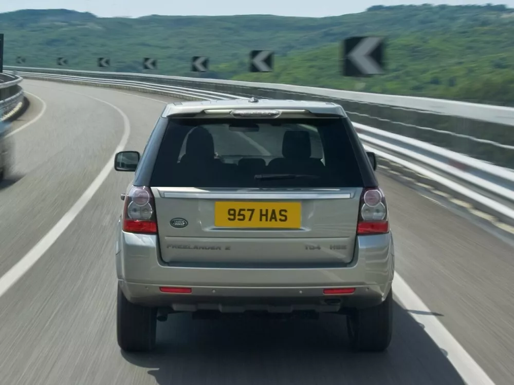 Автомобиль Land Rover Freelander II Рестайлинг Внедорожник (5 дверей)