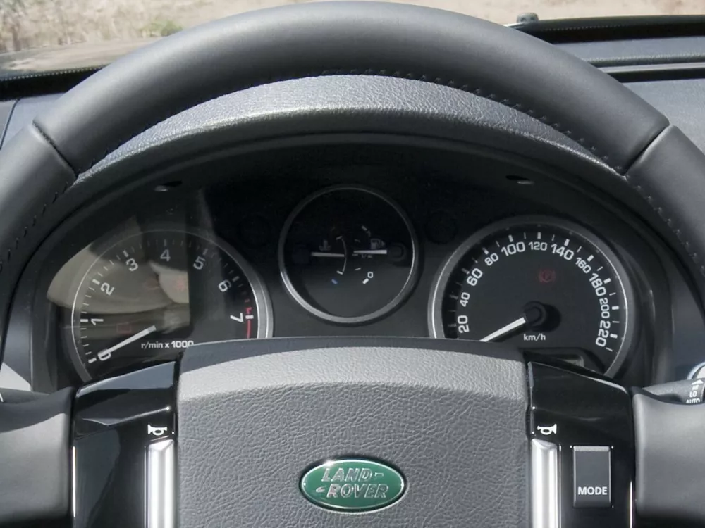 Автомобиль Land Rover Freelander II Рестайлинг Внедорожник (5 дверей)
