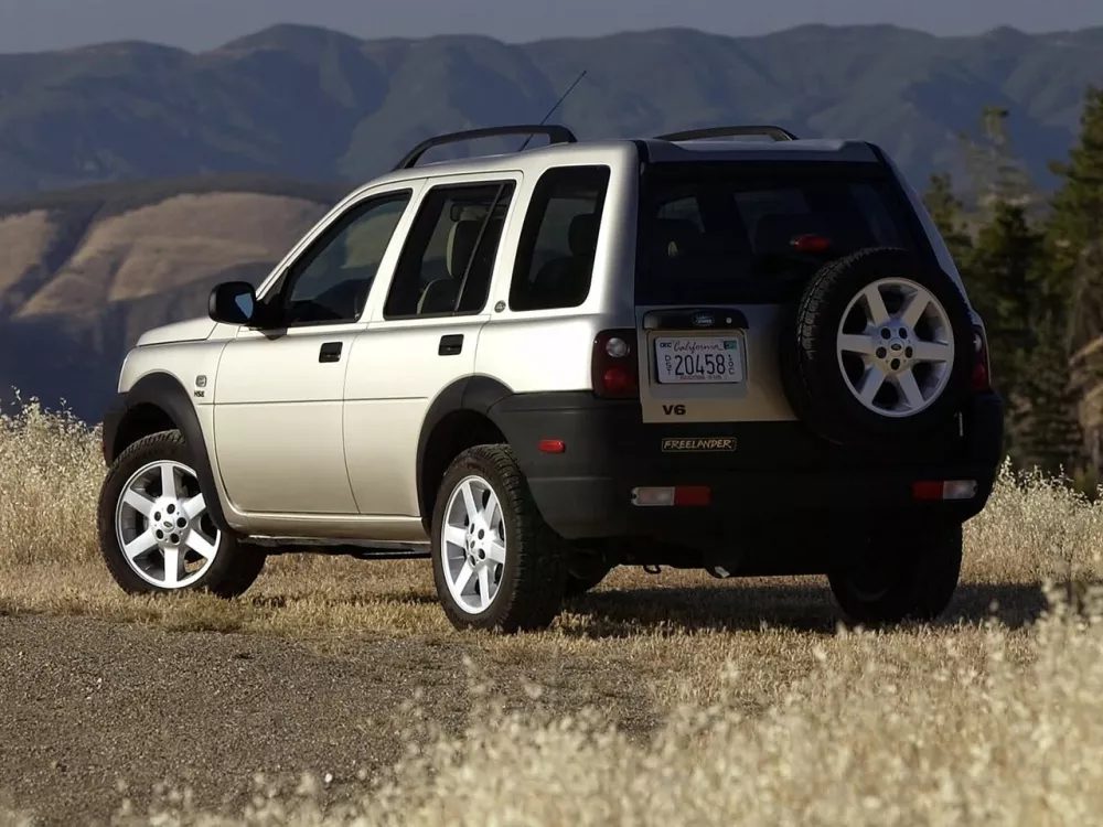 Автомобиль Land Rover Freelander I Внедорожник (5 дверей)