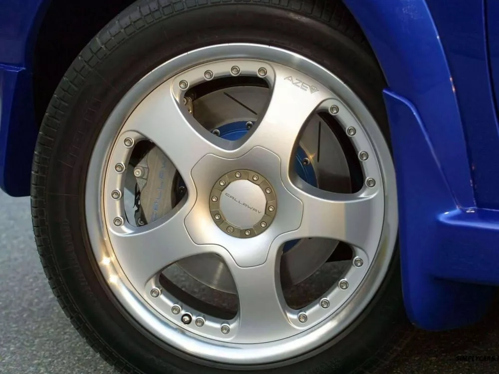 Автомобиль Land Rover Freelander I Внедорожник (5 дверей)