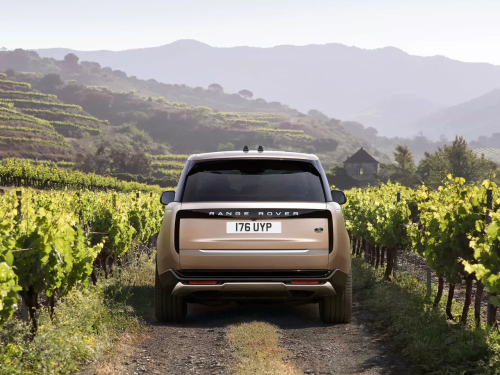 Автомобиль Land Rover Range Rover V Внедорожник (5 дверей)