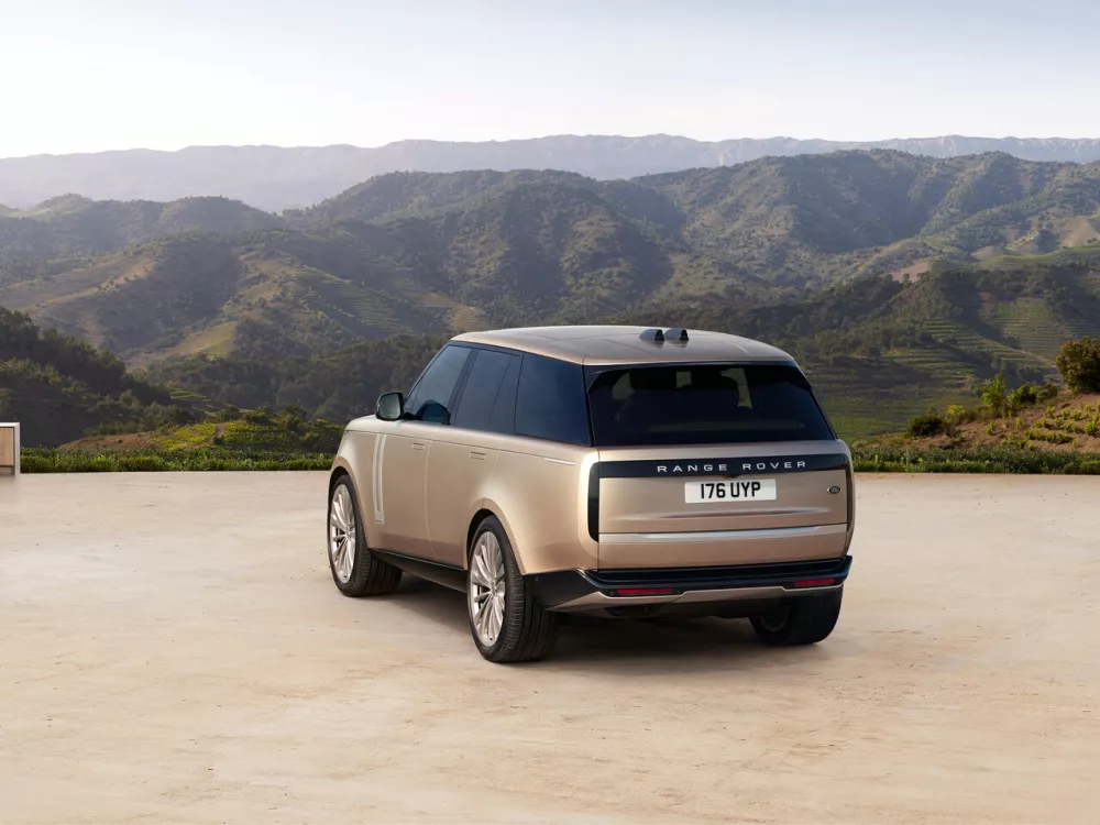 Автомобиль Land Rover Range Rover V Внедорожник (5 дверей)
