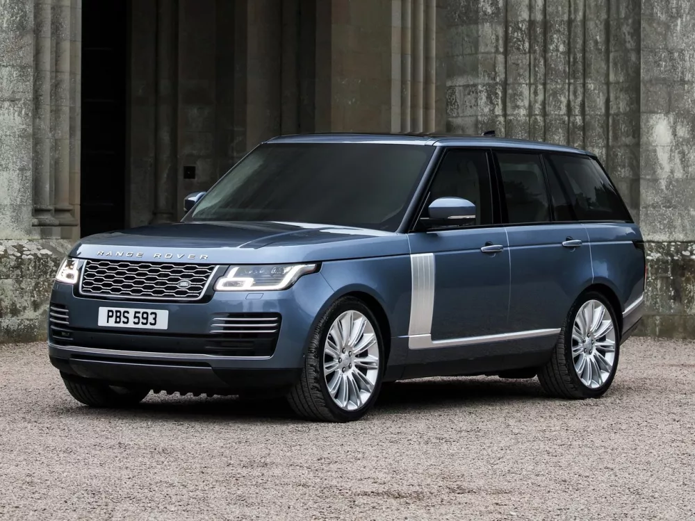 Автомобиль Land Rover Range Rover IV Рестайлинг Внедорожник (5 дверей)