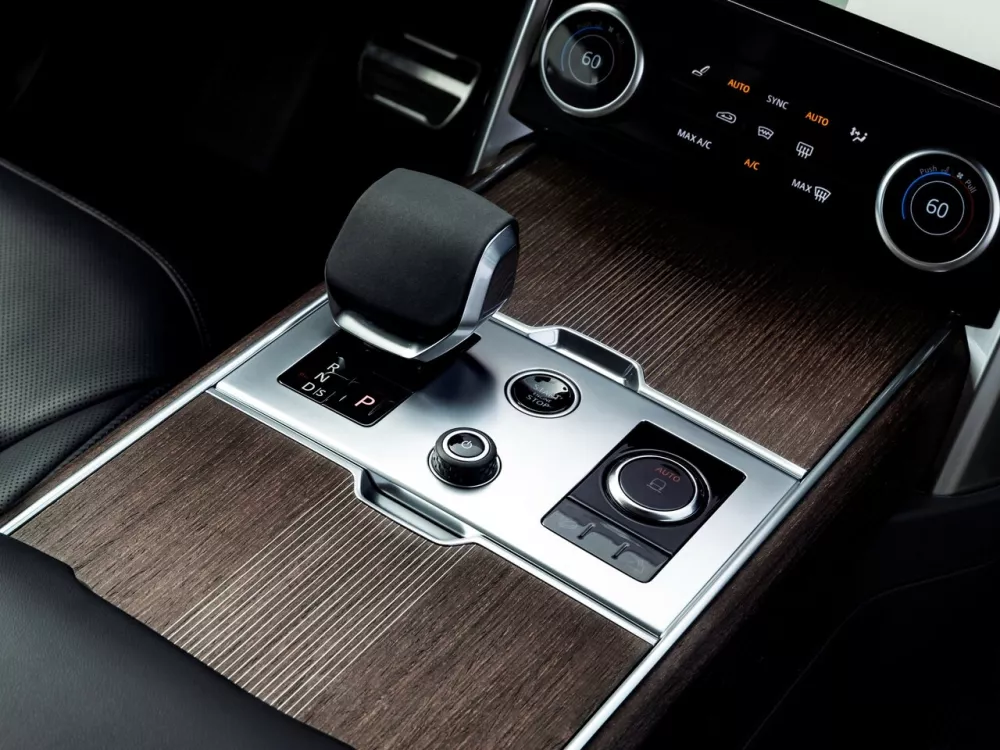 Автомобиль Land Rover Range Rover V Внедорожник (5 дверей) Long