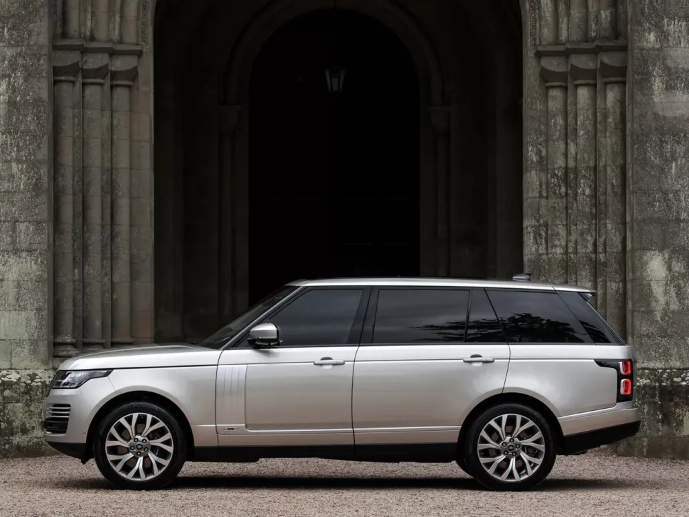 Автомобиль Land Rover Range Rover IV Рестайлинг Внедорожник (5 дверей) Long