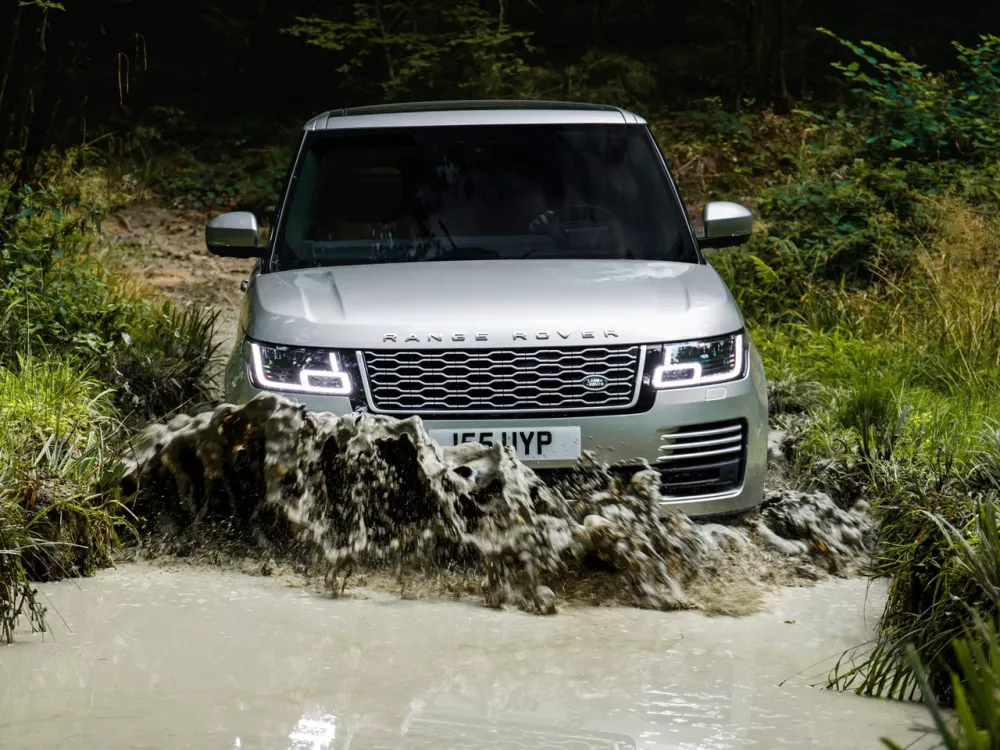 Автомобиль Land Rover Range Rover IV Рестайлинг Внедорожник (5 дверей) Long