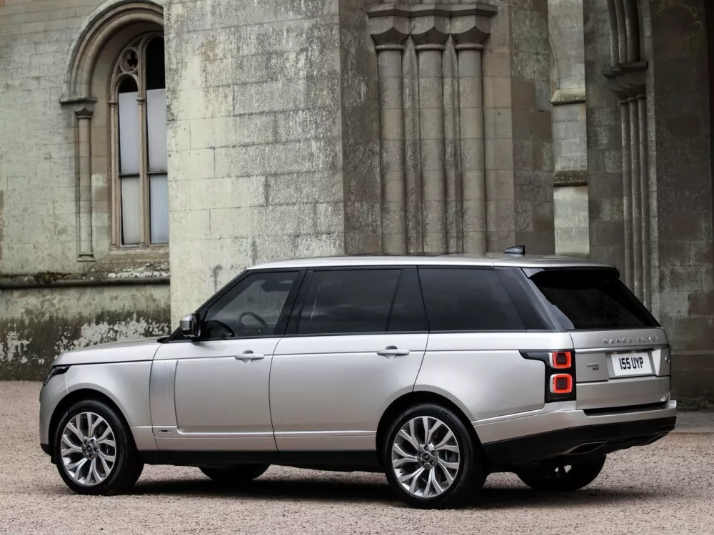 Автомобиль Land Rover Range Rover IV Рестайлинг Внедорожник (5 дверей) Long