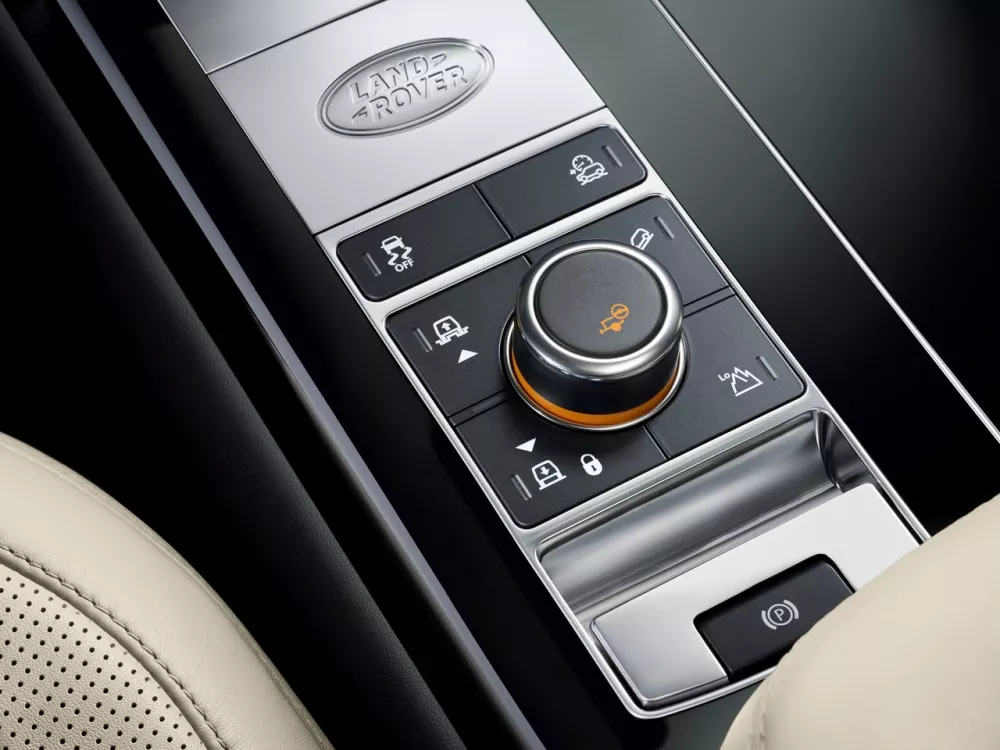 Автомобиль Land Rover Range Rover IV Рестайлинг Внедорожник (5 дверей) Long