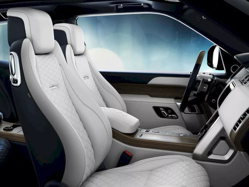 Автомобиль Land Rover Range Rover IV Рестайлинг Внедорожник (3 двери) SV Coupe