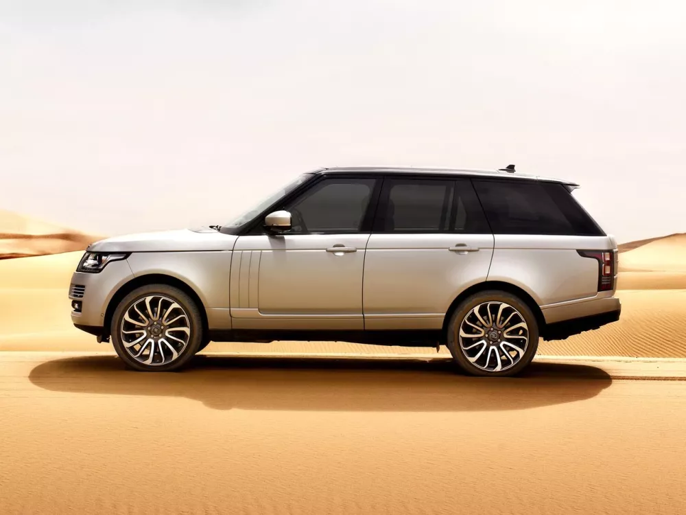 Автомобиль Land Rover Range Rover IV Внедорожник (5 дверей)