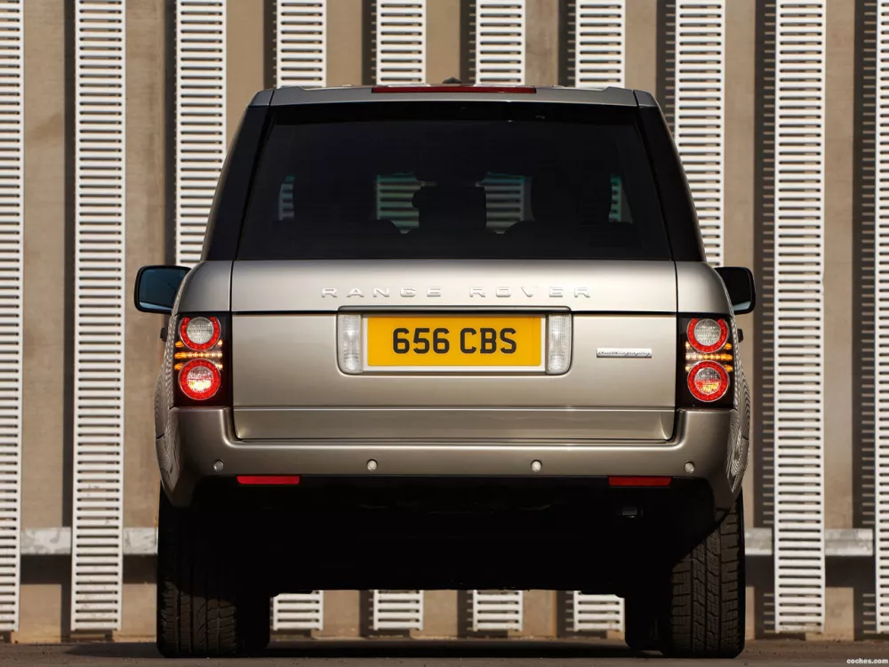 Автомобиль Land Rover Range Rover III Рестайлинг 2 Внедорожник (5 дверей)