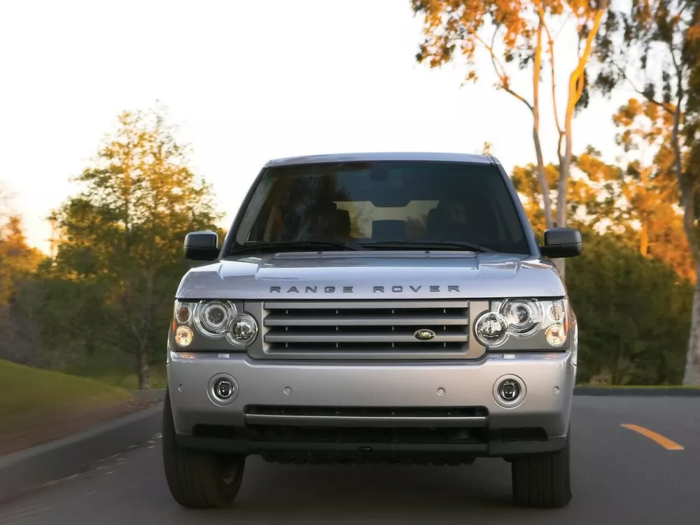 Автомобиль Land Rover Range Rover III Рестайлинг Внедорожник (5 дверей)