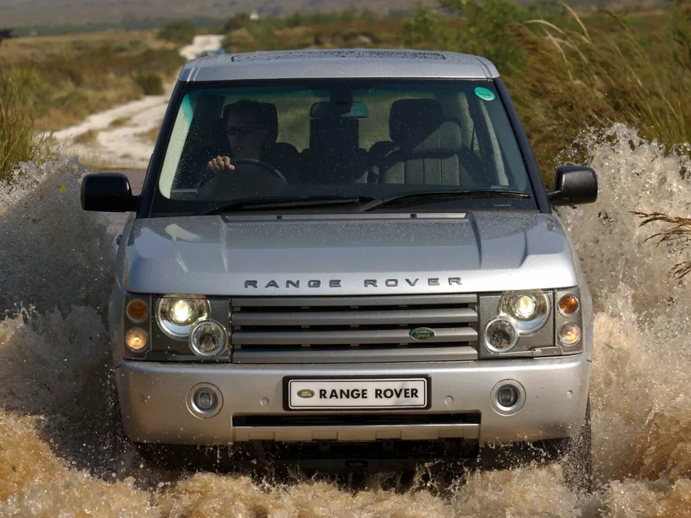 Автомобиль Land Rover Range Rover III Внедорожник (5 дверей)