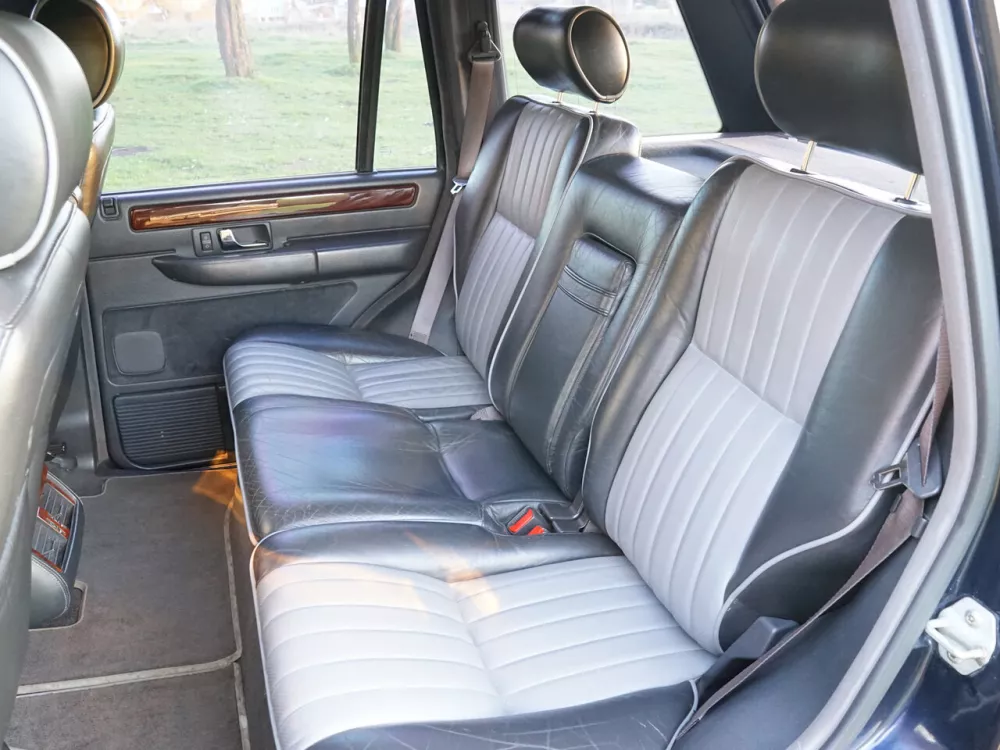 Автомобиль Land Rover Range Rover II Внедорожник (5 дверей)