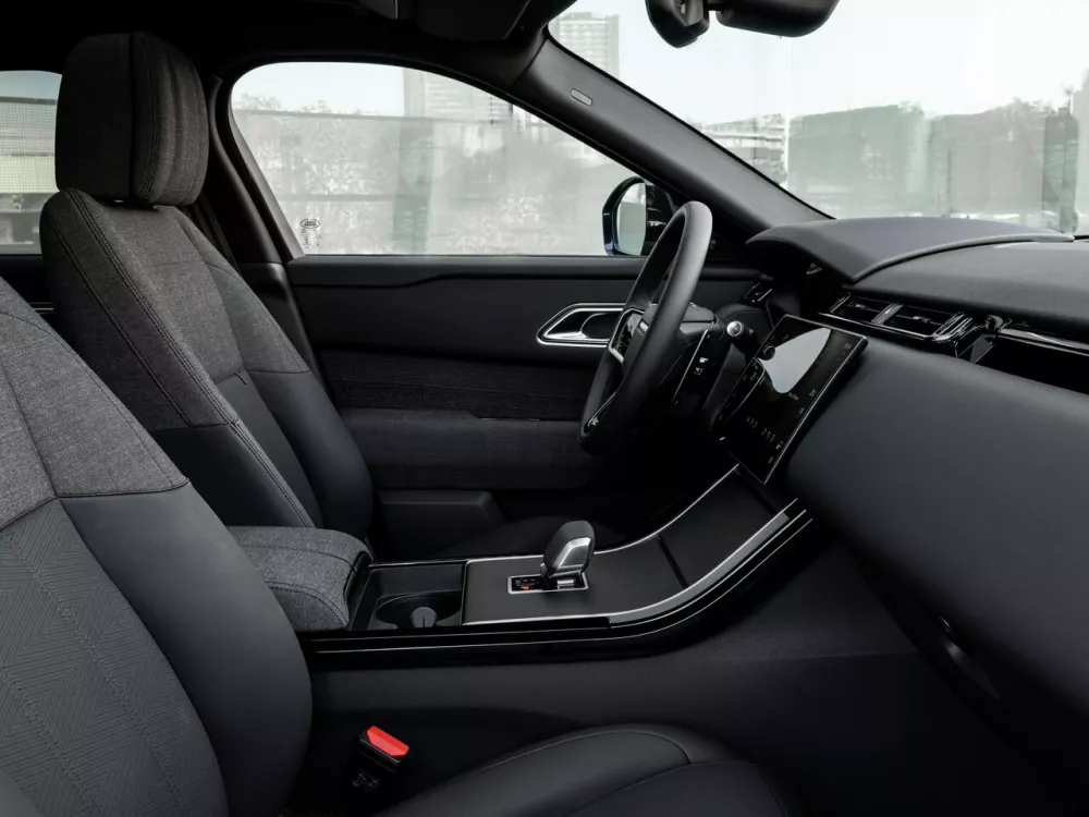 Автомобиль Land Rover Range Rover Velar I Рестайлинг Внедорожник (5 дверей)