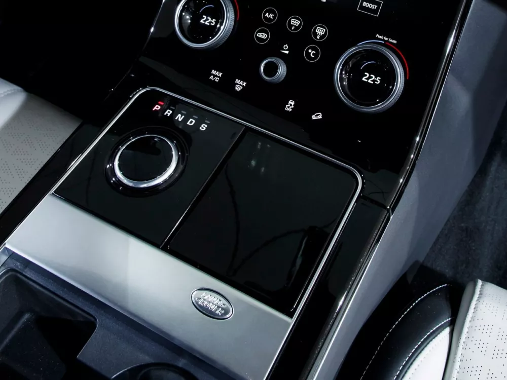Автомобиль Land Rover Range Rover Velar I Внедорожник (5 дверей)