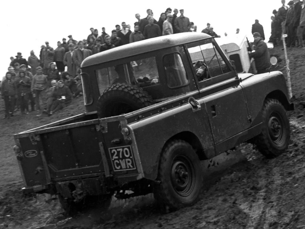 Автомобиль Land Rover Series II Пикап Одинарная кабина