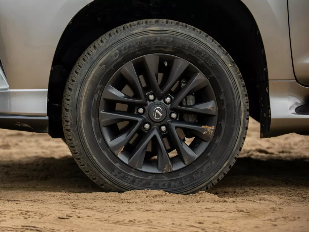 Автомобиль Lexus GX II Рестайлинг 2 Внедорожник (5 дверей)
