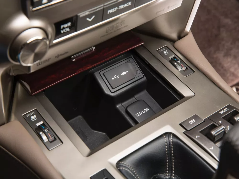 Автомобиль Lexus GX II Рестайлинг Внедорожник (5 дверей)