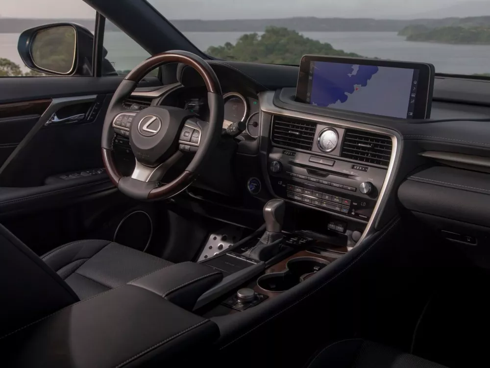 Автомобиль Lexus RX IV Рестайлинг Внедорожник (5 дверей)