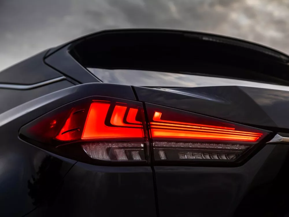 Автомобиль Lexus RX IV Рестайлинг Внедорожник (5 дверей)