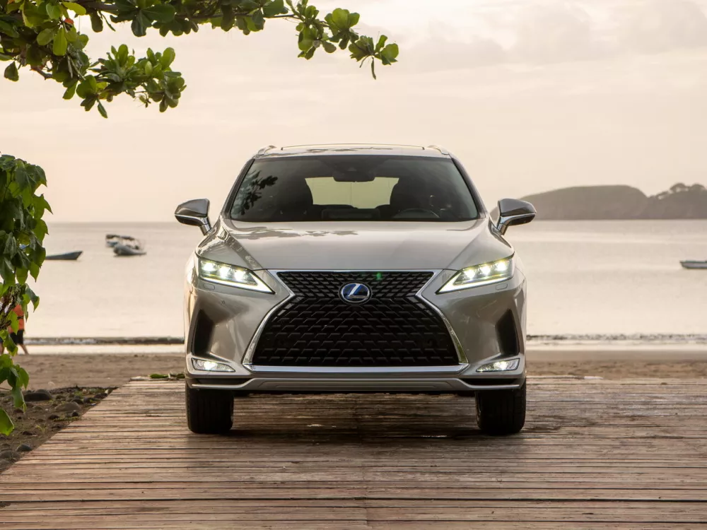 Автомобиль Lexus RX IV Рестайлинг Внедорожник (5 дверей) L